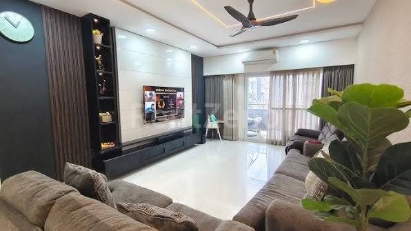 0.5 Room in Shared 3.5BHK — photo 8 of 9